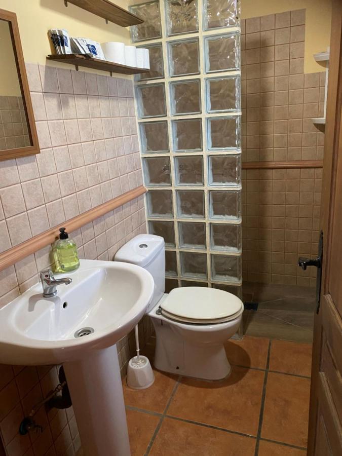 Eco-Lodge En La Reserva Privada Campanarios De Azaba - Proyecto De Conservacion Espeja Bagian luar foto