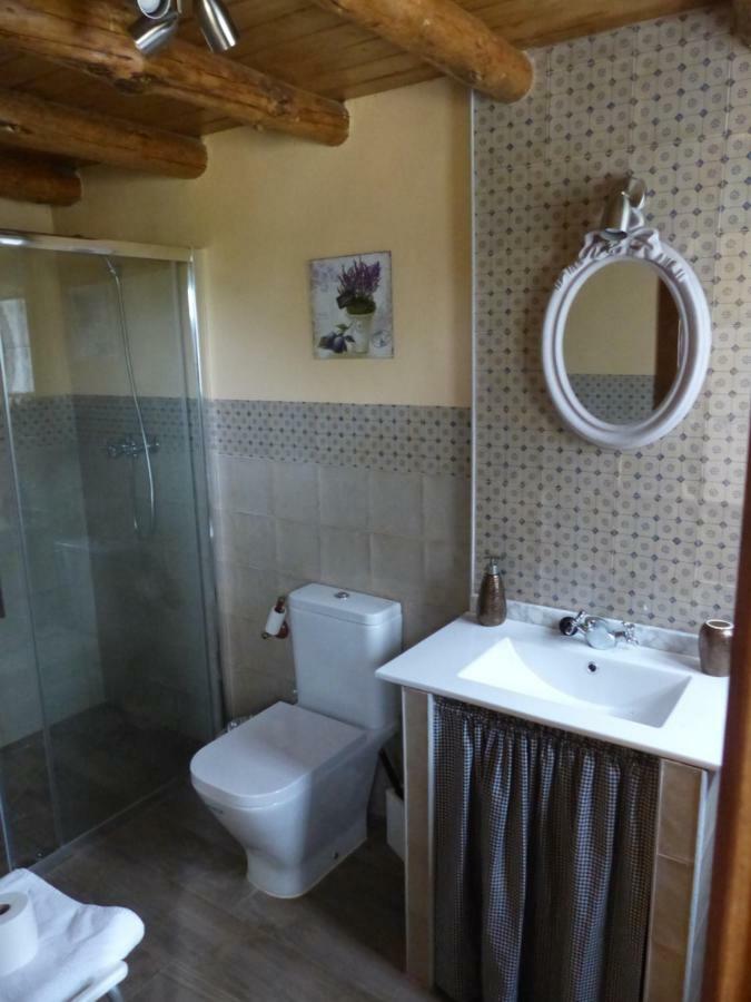 Eco-Lodge En La Reserva Privada Campanarios De Azaba - Proyecto De Conservacion Espeja Bagian luar foto